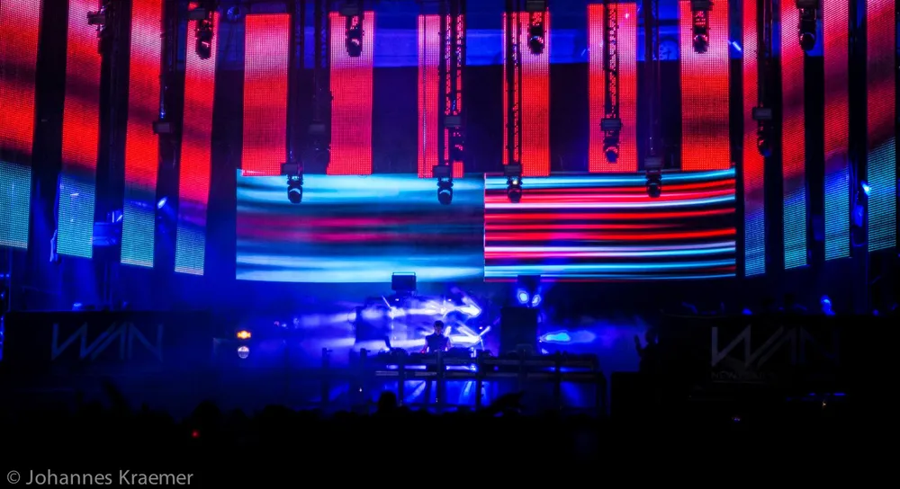 RICHIE HAWTIN DJ Show